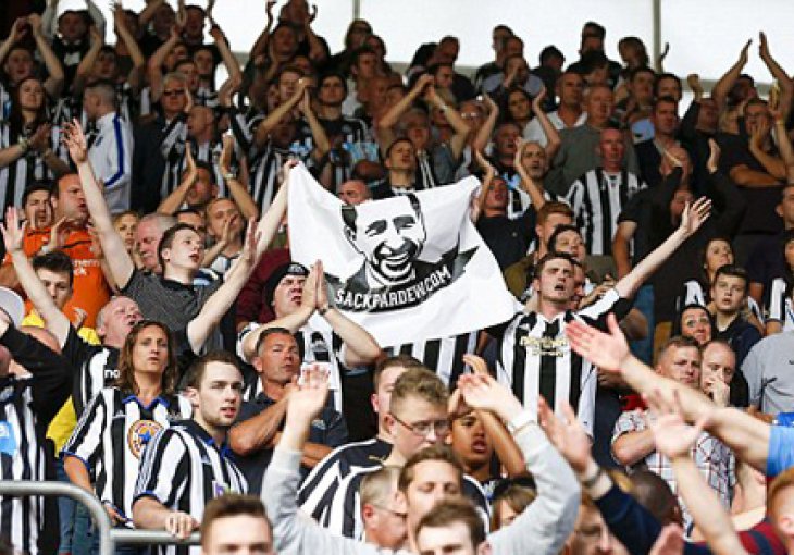 Stručni štab Newcastlea se izvinio navijačima