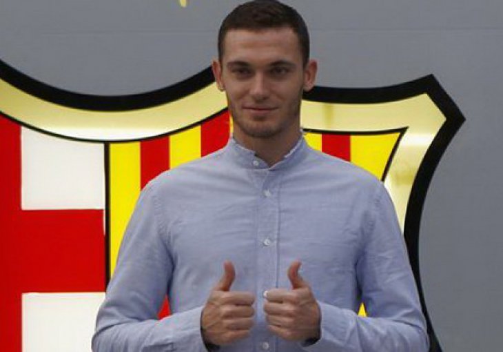 Vermaelen imao velikih problema za volanom: Srećom tu su fanovi