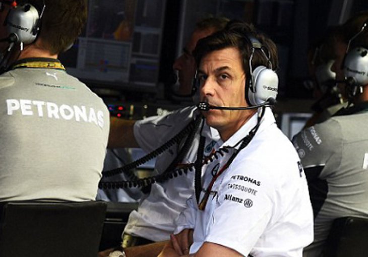 McLaren optužuje Red Bull zbog kodiranih poruka