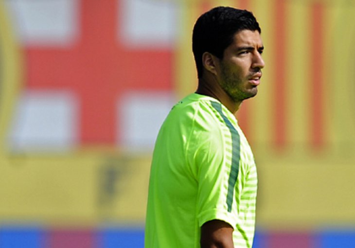 Suarez postigao dva gola, pogađao i Vermaelen, sjajna partija Halilovića