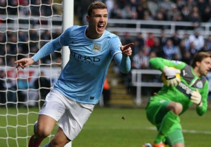 Novi gol Edina Džeke: Dijamant uništava Hull City!