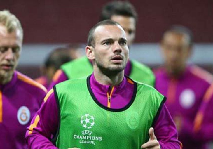 Sneijder: Odbio sam United jer hoću da igram Ligu prvaka