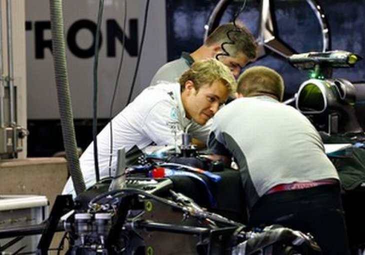Nico Rosberg najbrži na prvom slobodnom treningu u Rusiji