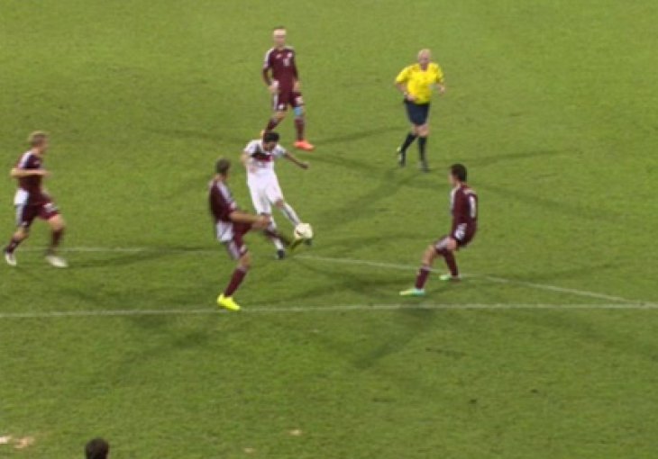 Da li je ovo najbolji gol večerašnjih kvalifikacija?