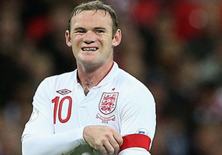 Čuvao Rooneyja pa se vratio u vojnu baraku