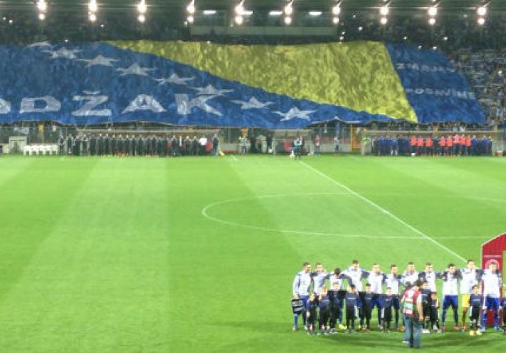 Veličanstvena fotografija najveće navijačke zastave BiH