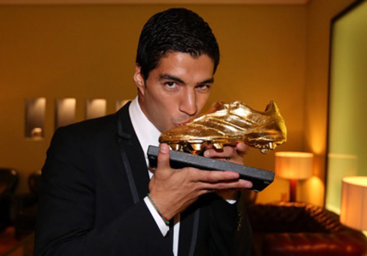Suarezu uručena Zlatna kopačka