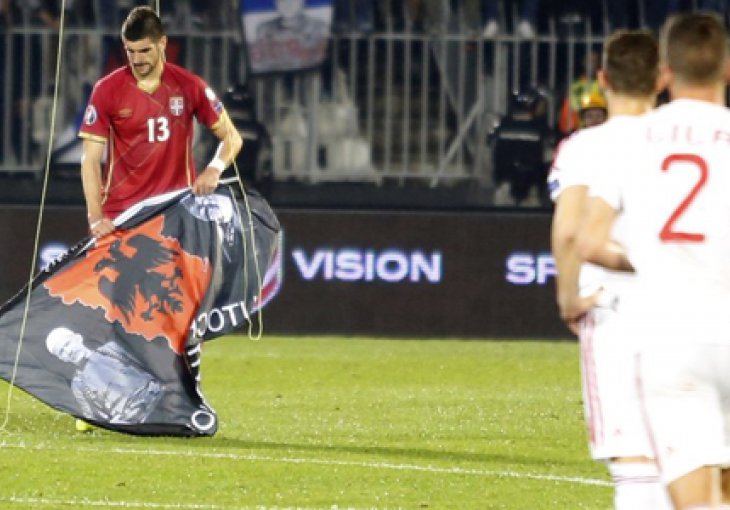 Mitrović: Nisam imao namjeru zgaziti zastavu