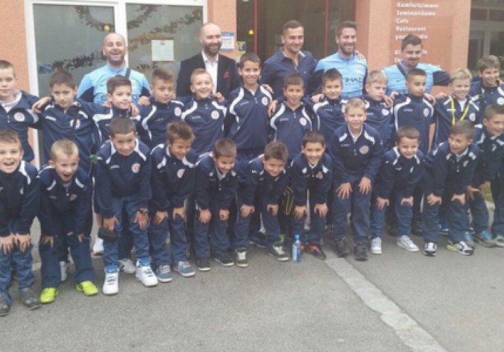 Reprezentativac BiH ugostio dječake iz Sarajeva u svom klubu