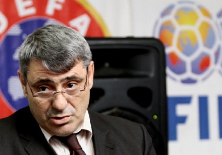 Vokri razočaran: To je skandal, to je politička odluka