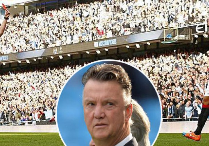 Smalling šokirao Van Gaala: Ono što je napravio je bilo jako glupo