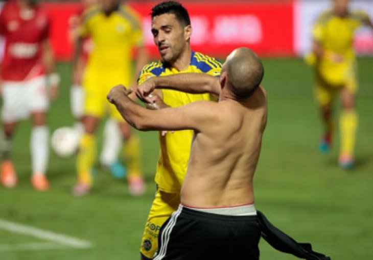 Izraelski derbi prekinut zbog navijačkih nereda