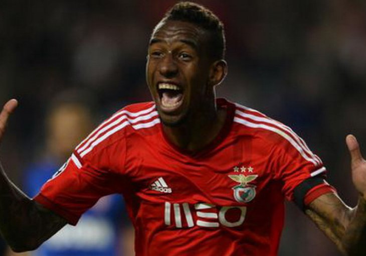 Talisca Benficin junak