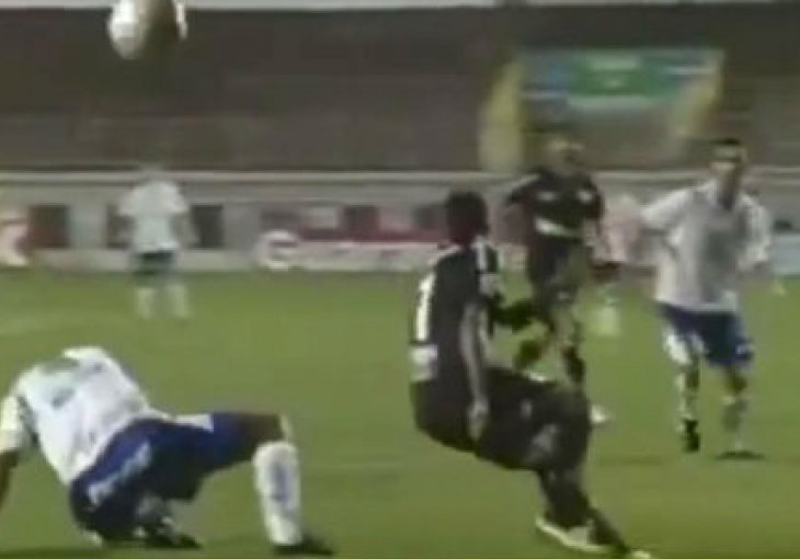Ovako izgleda najbizarniji autogol ikada