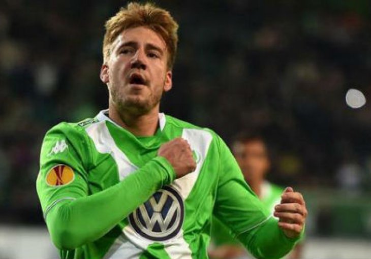 Bendtner opet u centru pažnje
