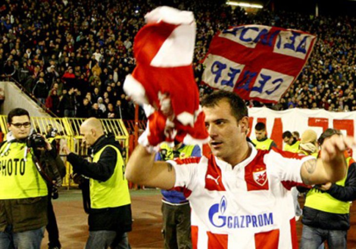 Dejan Stanković se oprostio od dresa Crvene zvezde