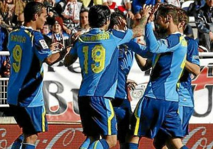 Uz dosta muke, fudbaleri Seville slavili protiv Rayo Vallecana