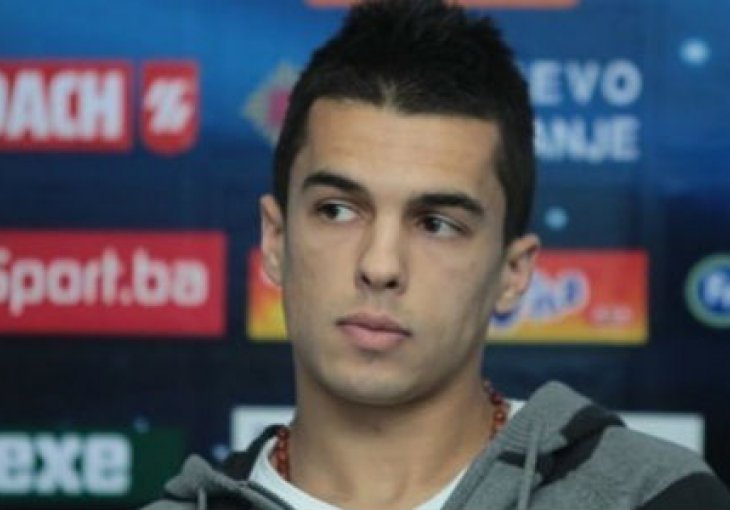 Lijevi bek Željezničara pojačava redove Hajduka?