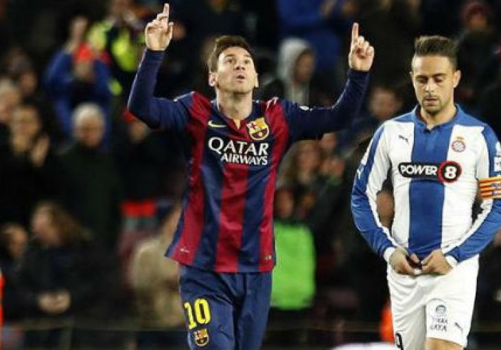Espanyol poveo na Camp Nou, a onda je loptu uzeo Lionel Messi...