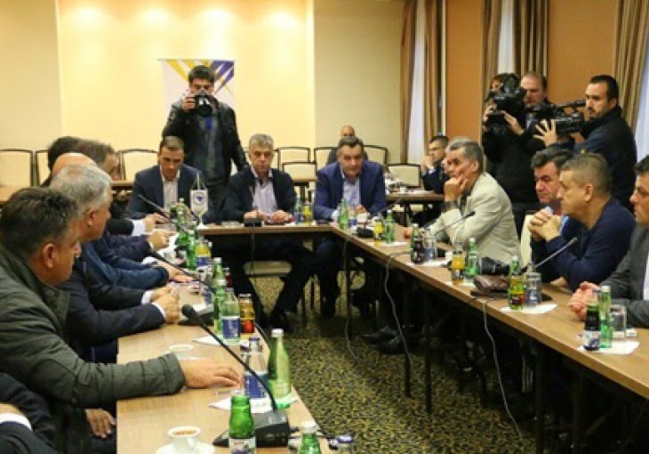 Počela sjednica u Zenici na kojoj se bira selektor fudbalske reprezentacije