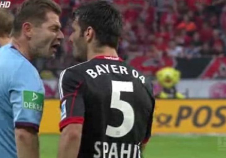 Leverkusen i Moenchengladbach podijelili bodove