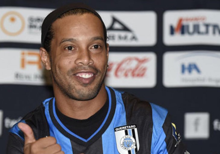 Niko ne zna gdje je Ronaldinho, klub mu postavio ultimatum