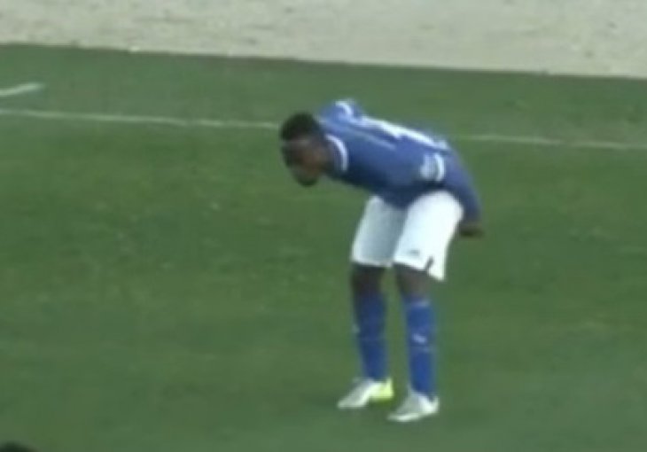Dao gol pa protivničkim navijačima pokazao zadnjicu