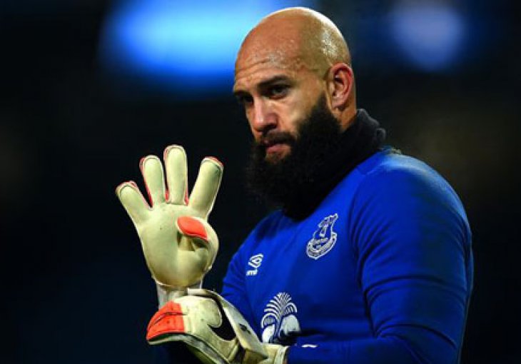 Everton do februara bez Howarda