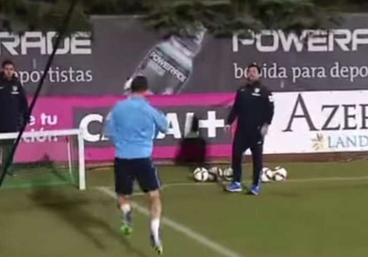 Izgubio svoju ubojitost: Torres ne zabija ni sa pola metra