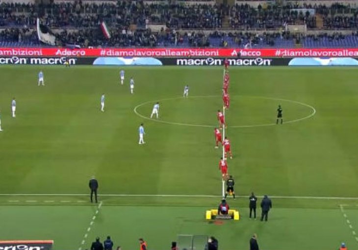 Epski juriš na Rim u formaciji 10-0!