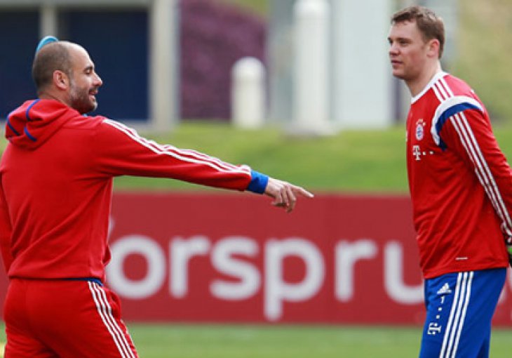 Opet taj Nijemac: Manuel Neuer u ulozi bočnog igrača