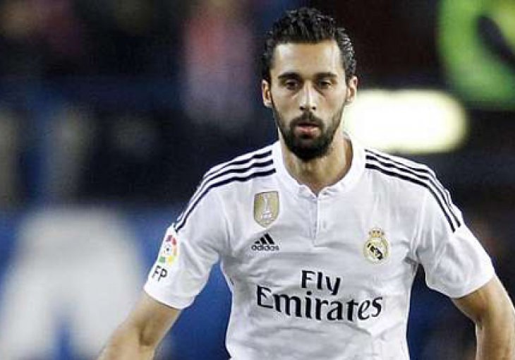 Arbeloa se vraća u Liverpool?