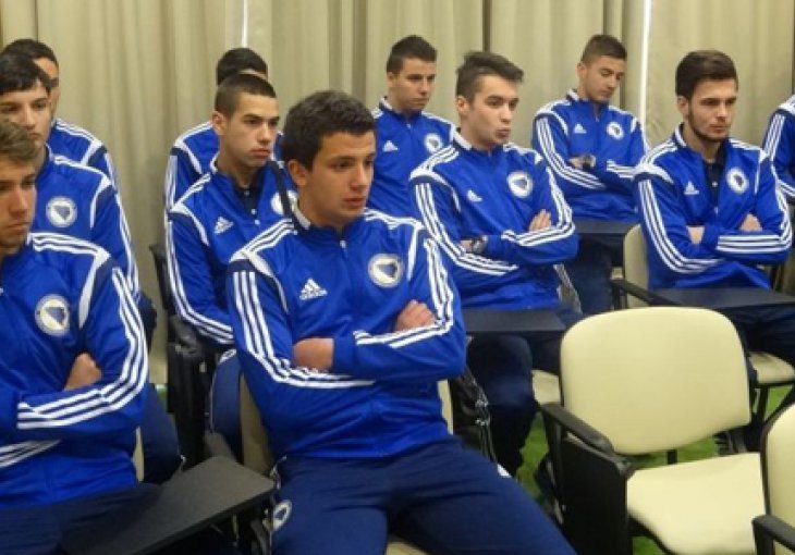 Bh. juniori danas imaju dva treninga