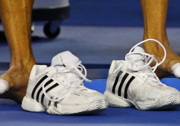 Đoković sa ovakvim žuljevima igrao protiv Wawrinke