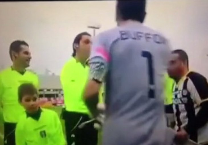 Buffon lupio šamarčinu Di Nataleu