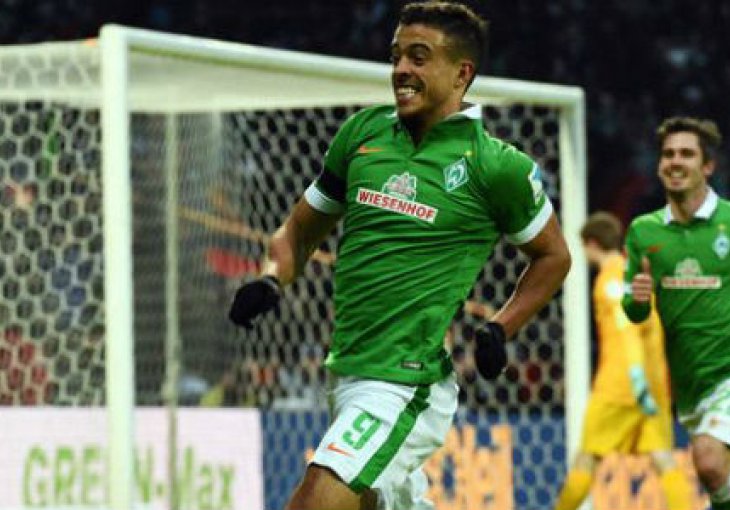 Di Santo potopio Herthu, Augsburg peti