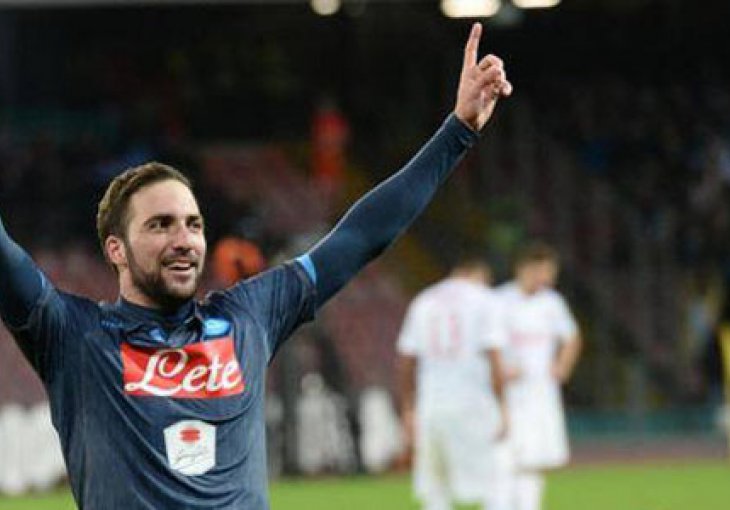 Higuain u zadnjoj sekundi donio Napoliju polufinale Kupa Italije