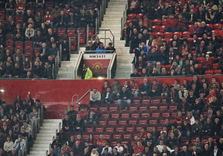 Navijači Uniteda zgroženi odlukom kluba