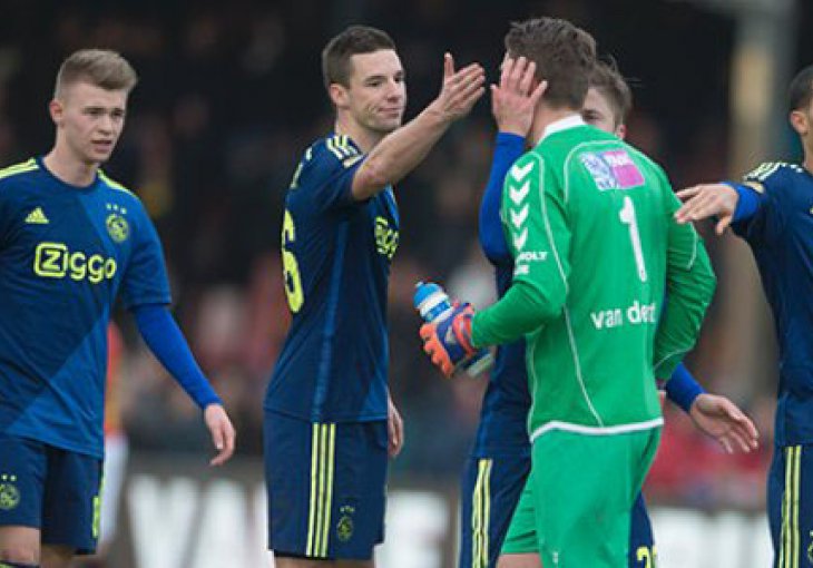 Holandija se smije golmanu koji je Ajaxu poklonio pobjedu