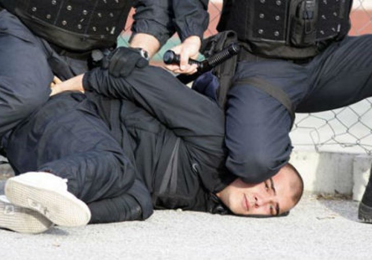 Žestoka tuča Bad Blue Boysa i Torcide