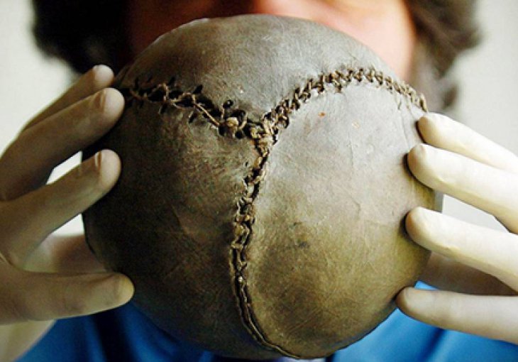 Ovo je najstarija fudbalska lopta na svijetu