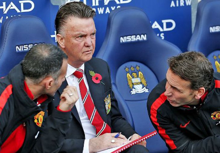 Scholes: Ne mogu da gledam kako igra Van Gaalov United