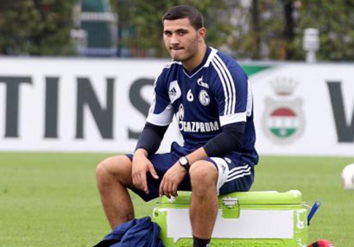 Sjajne vijesti: Kolašinac prvi put trenirao s timom nakon oporavka