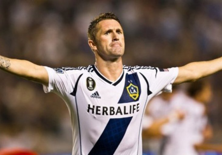 Robbie Keane ne želi predati kapitensku traku