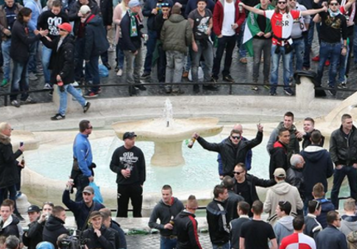 Opsadno stanje u Rimu: Holanđani demolirali centar grada
