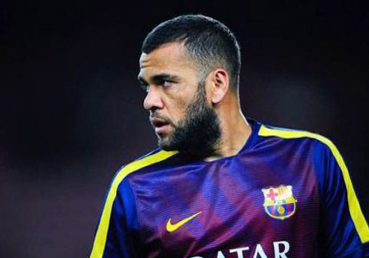 Dani Alves na raskrsnici Manchestera: 'Građani' ili 'Crveni đavoli'