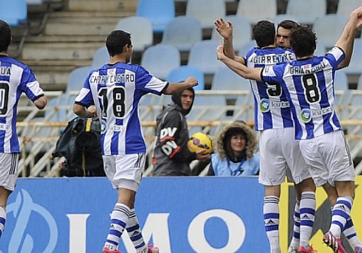 Sociedad slavio u trileru sa Sevillom