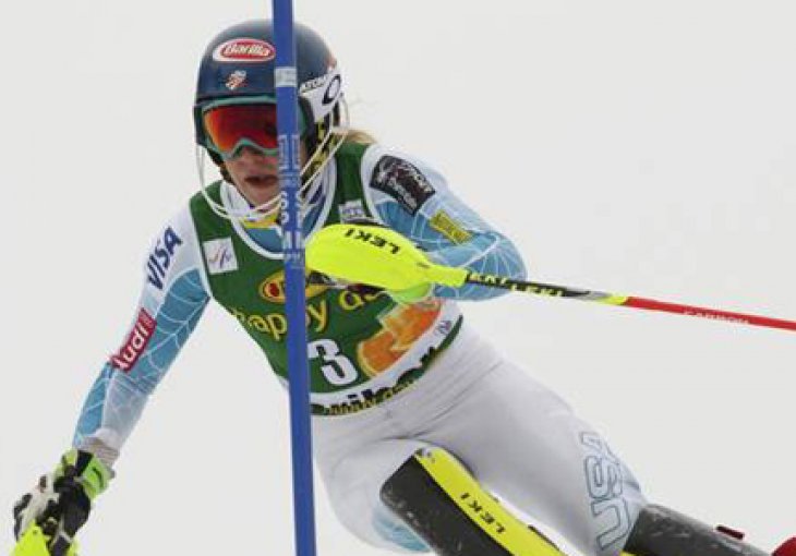 Shiffrin pobjednica slaloma u Mariboru, Maze ponovo bez plasmana