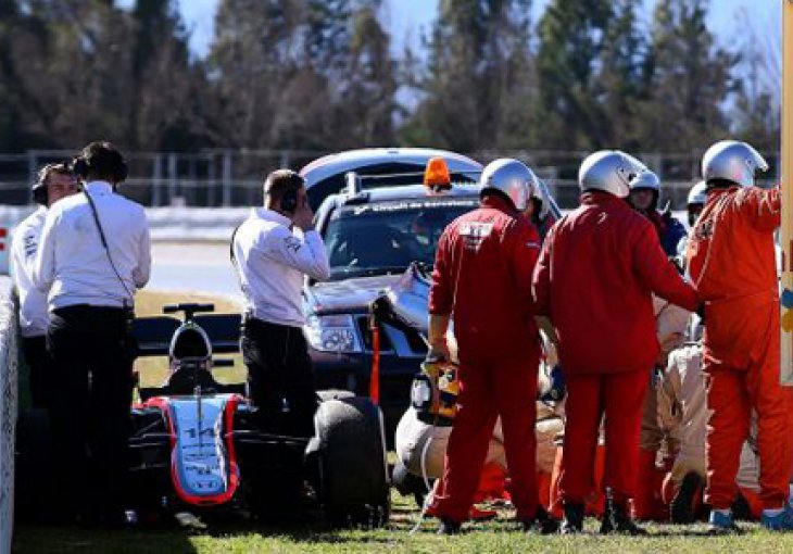 McLaren naljutile neistine: Alonso je dobro