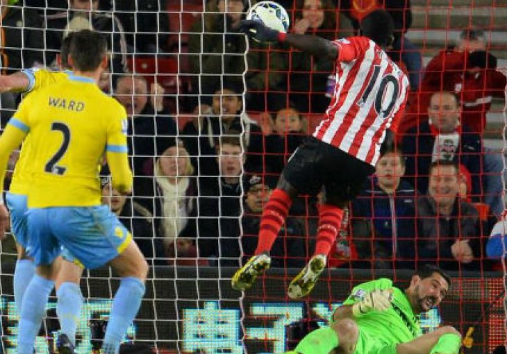 Sveci ne odustaju od Lige prvaka, Aston Villa do slavlja u nadoknadi